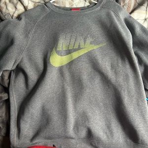 Nike crewneck
